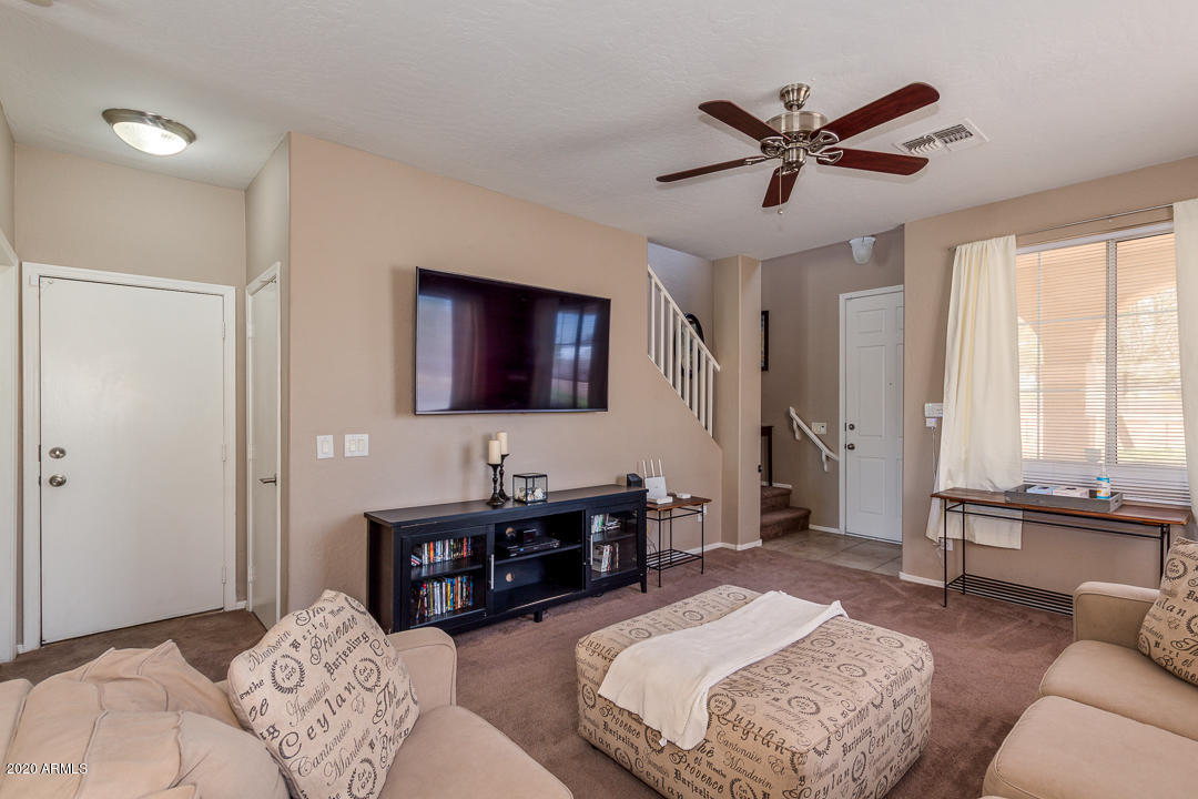 3810 West Carson Road Phoenix, AZ 85041 - Photo 11 of 26 08-Carson