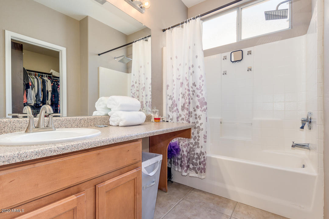 3810 West Carson Road Phoenix, AZ 85041 - Photo 17 of 26 27-Carson