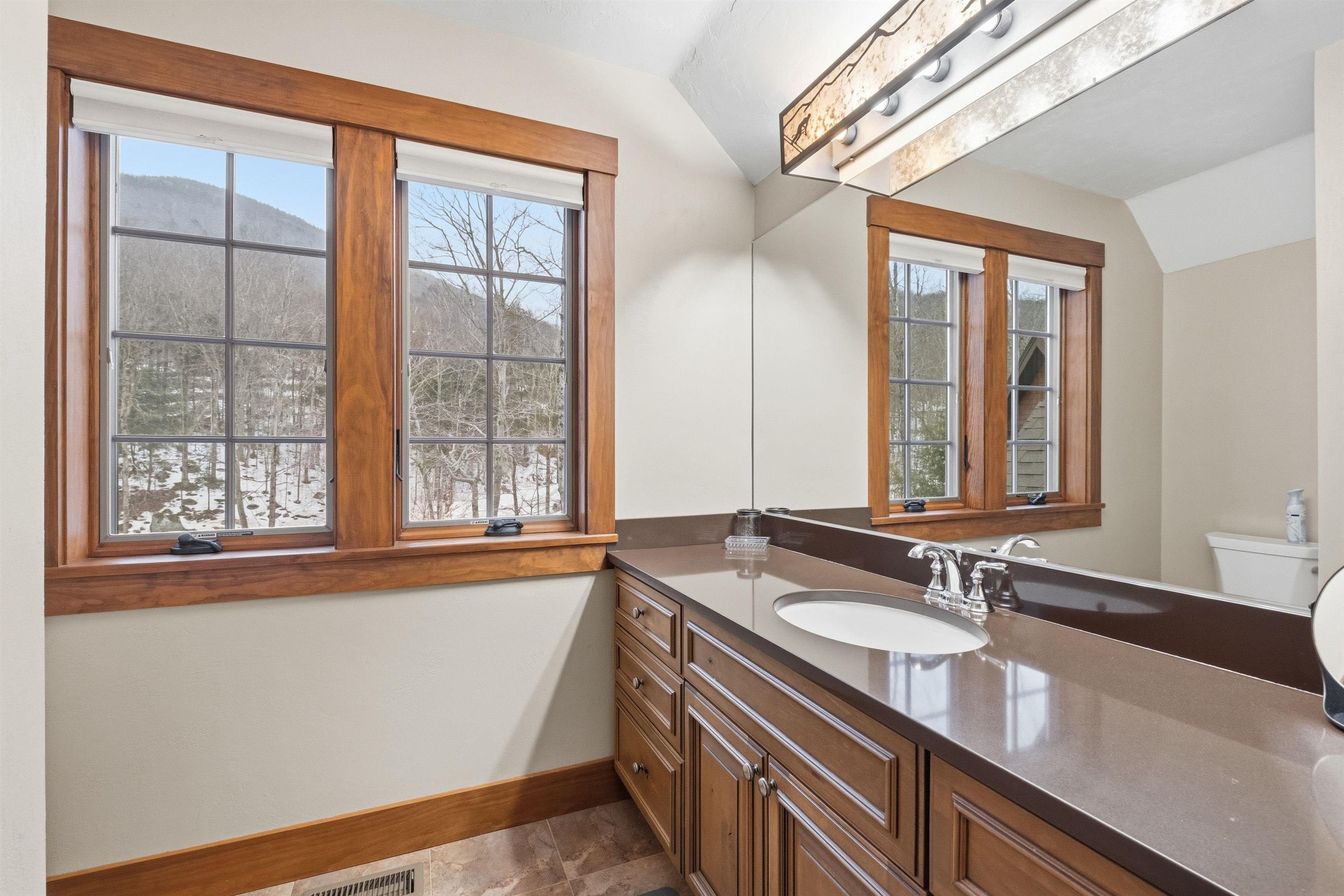 172 South Peak Road Lincoln, NH 03251 - Photo 28 of 55