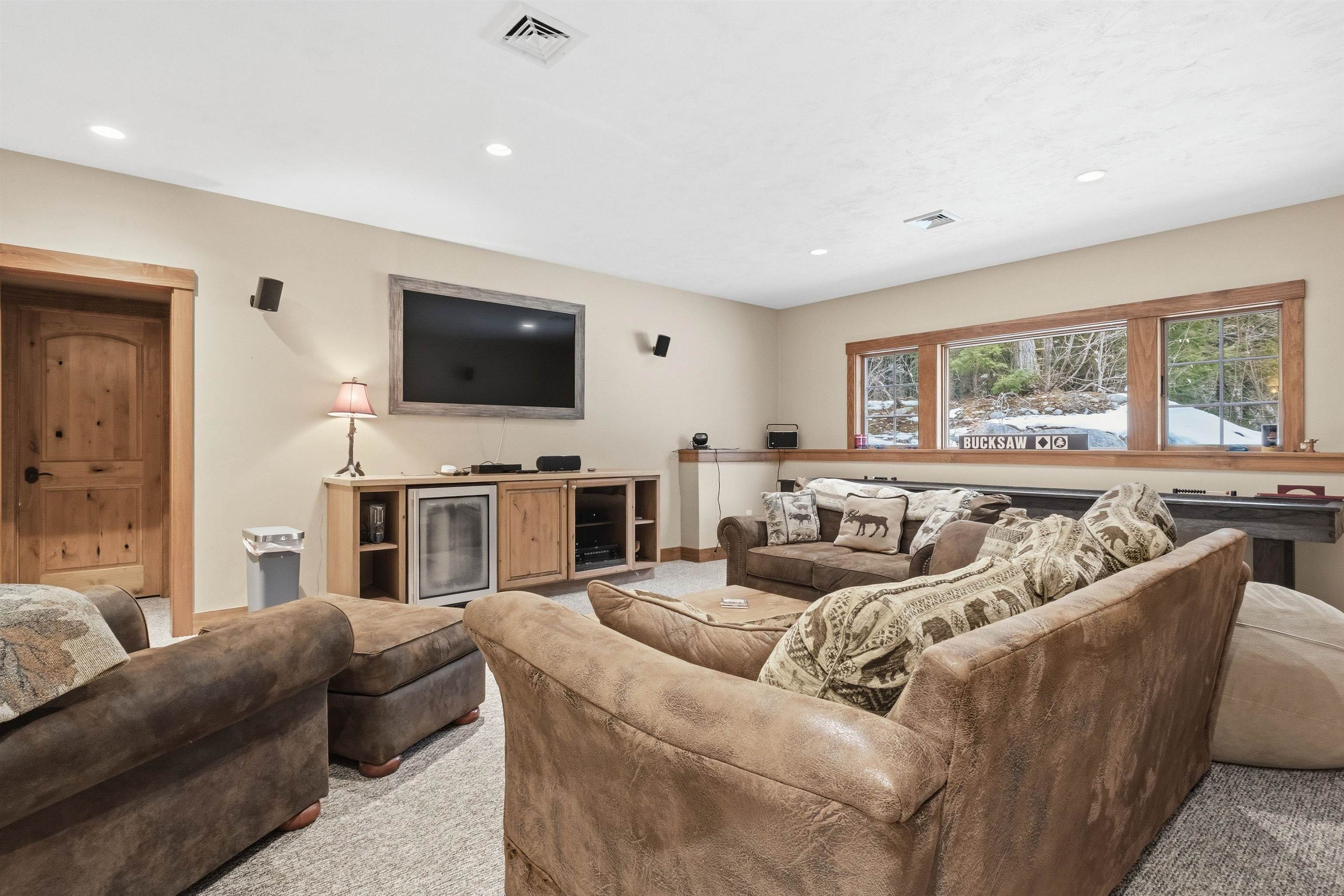 172 South Peak Road Lincoln, NH 03251 - Photo 36 of 55