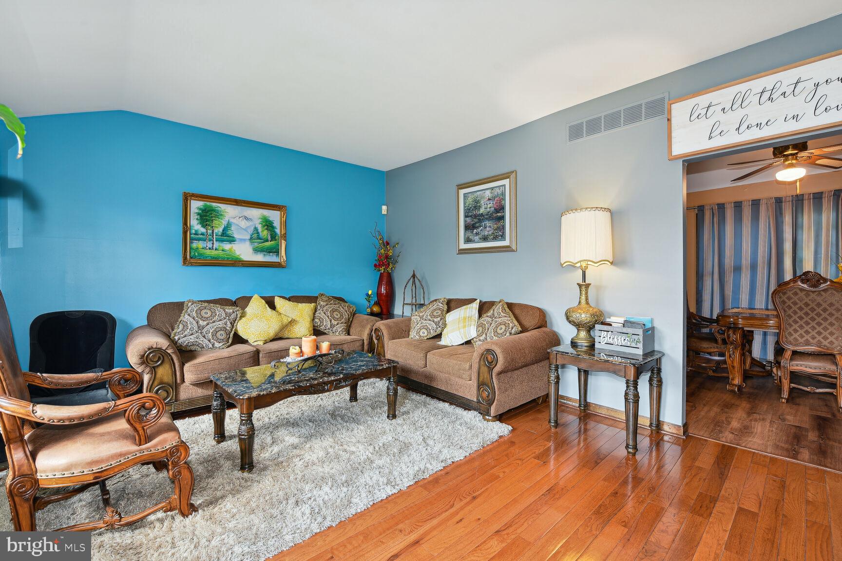 205 Bilper Avenue Lindenwold, NJ 08021 - Photo 3 of 26