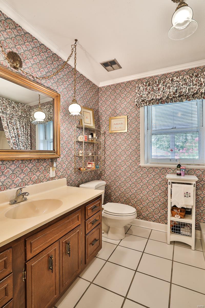 9840 Reavis Road St. Louis, MO 63123 - Photo 17 of 26