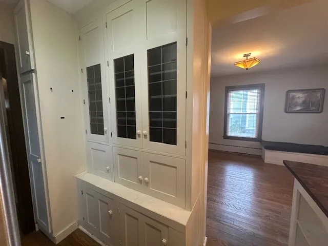 $3,200 | 302 South Washington Street, Wheaton, IL 60187