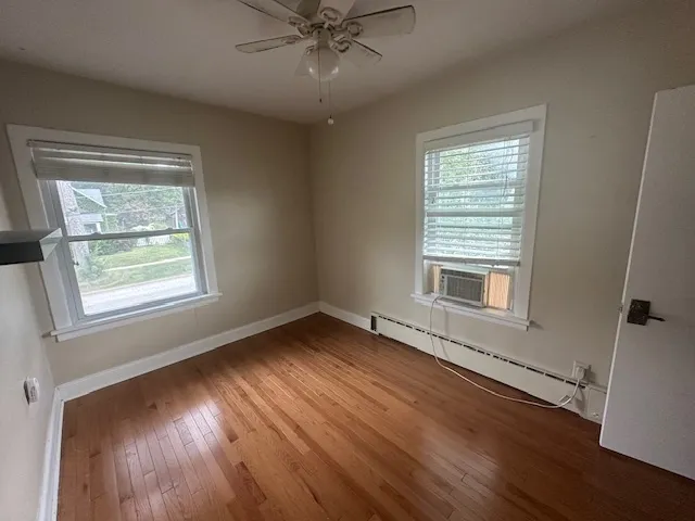 $3,200 | 302 South Washington Street, Wheaton, IL 60187