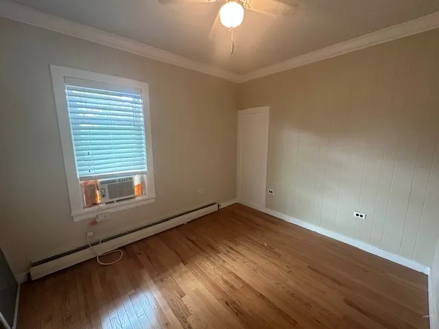 $3,200 | 302 South Washington Street, Wheaton, IL 60187