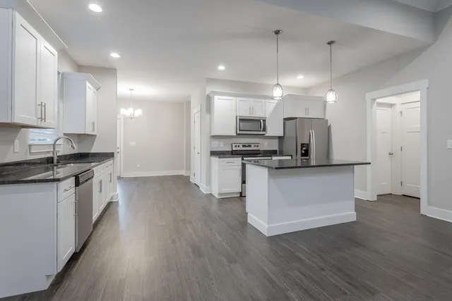 $2,700 | 8209 Double Eagle Court, Ooltewah, TN 37363