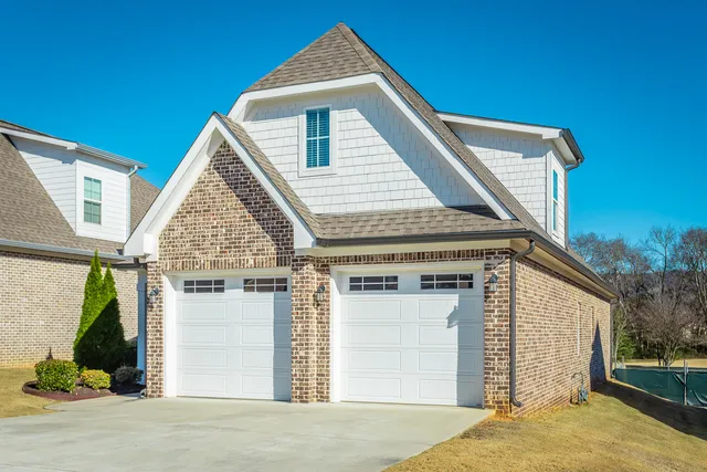 $2,700 | 8209 Double Eagle Court, Ooltewah, TN 37363