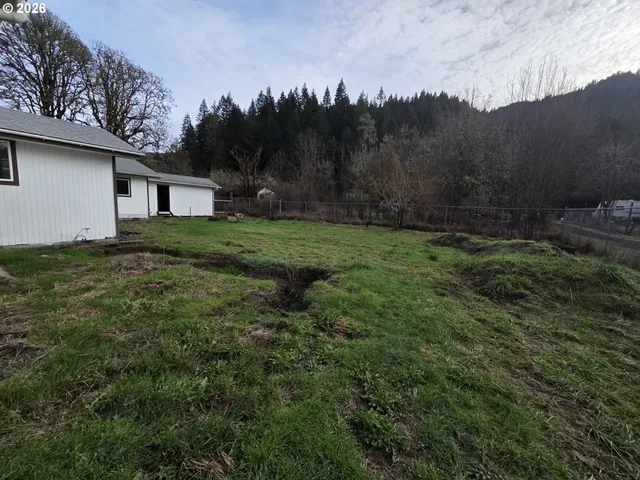 $167,500 | 413 Goodreau Lane, Glide, OR 97443