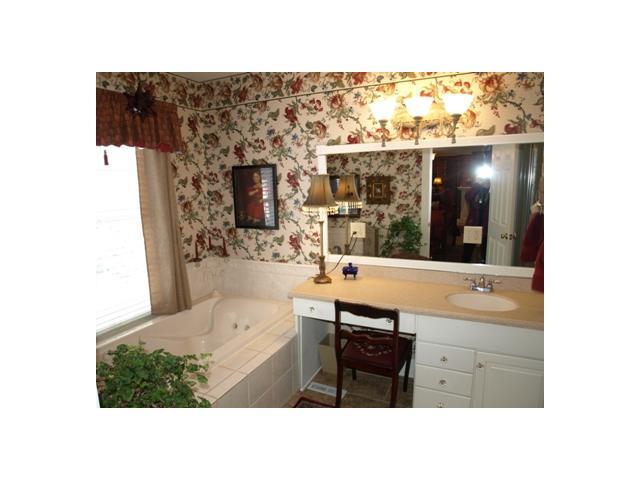 530 Spring Valley Road Zanesville, OH 43701 - Photo 9 of 25