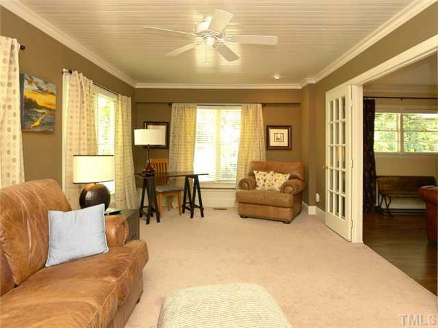3009 Devonshire Drive Raleigh, NC 27607 - Photo 6 of 18 Den/Family/Great Room