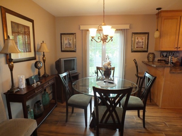 85 Redden Road Springfield, MA 01119 - Photo 4 of 19