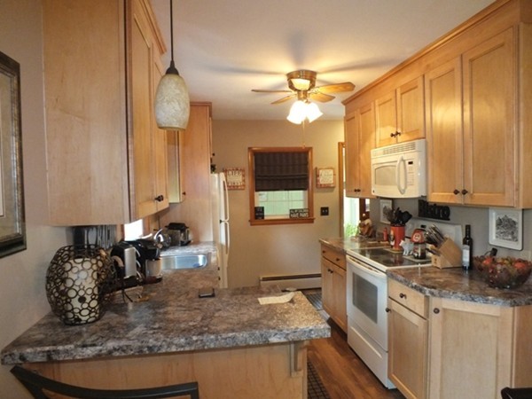 85 Redden Road Springfield, MA 01119 - Photo 5 of 19