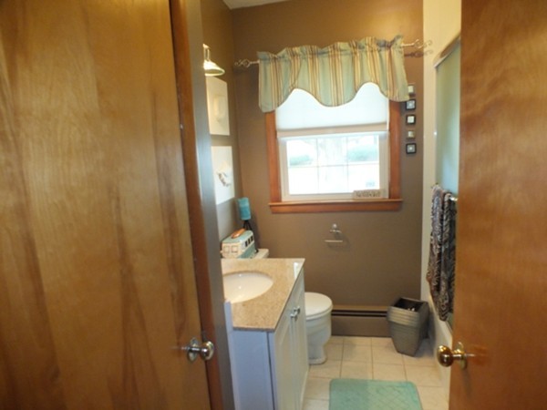 85 Redden Road Springfield, MA 01119 - Photo 9 of 19