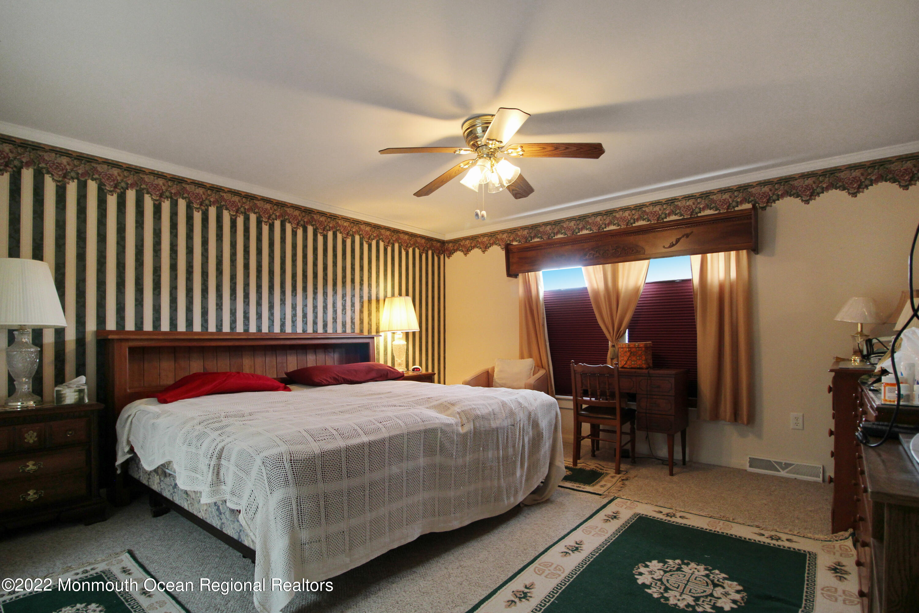6 Master Bed1