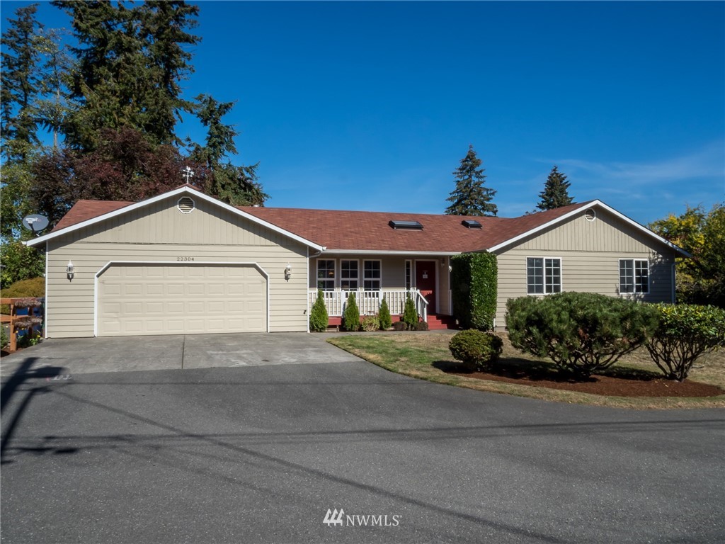 22304 Brier Road Brier, WA 98036 - Photo 1 of 25 Gallery Image 1
