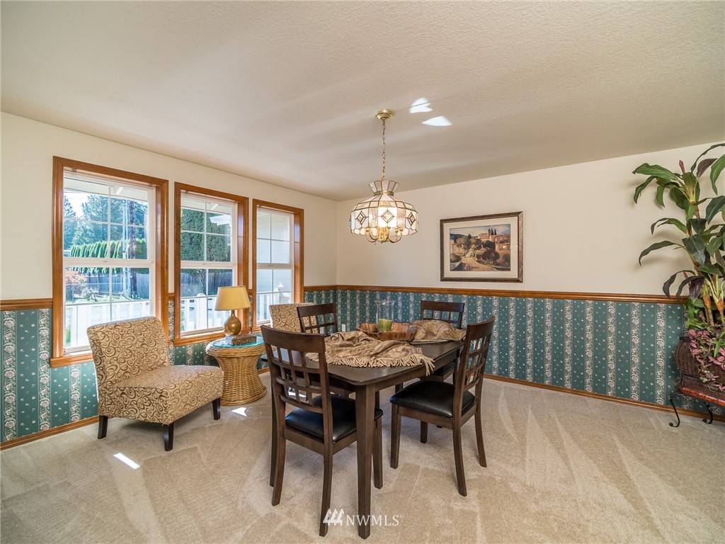 22304 Brier Road Brier, WA 98036 - Photo 6 of 25 Gallery Image 6