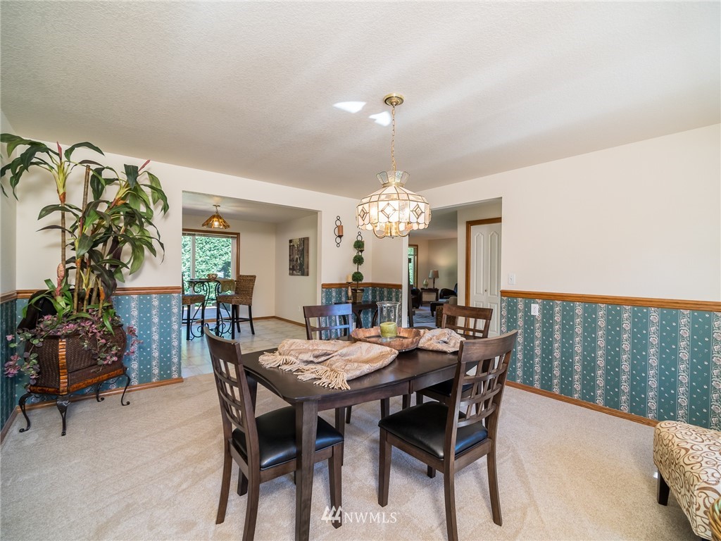 22304 Brier Road Brier, WA 98036 - Photo 8 of 25 Gallery Image 8