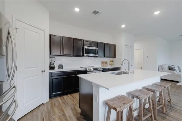 $1,800 | 910 Bunton Reserve Boulevard, Kyle, TX 78640