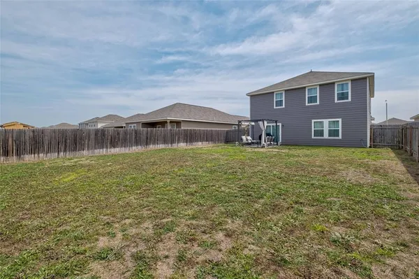 $1,800 | 910 Bunton Reserve Boulevard, Kyle, TX 78640