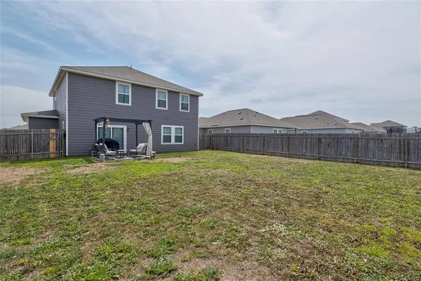 $1,800 | 910 Bunton Reserve Boulevard, Kyle, TX 78640