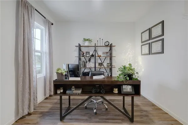 $1,800 | 910 Bunton Reserve Boulevard, Kyle, TX 78640