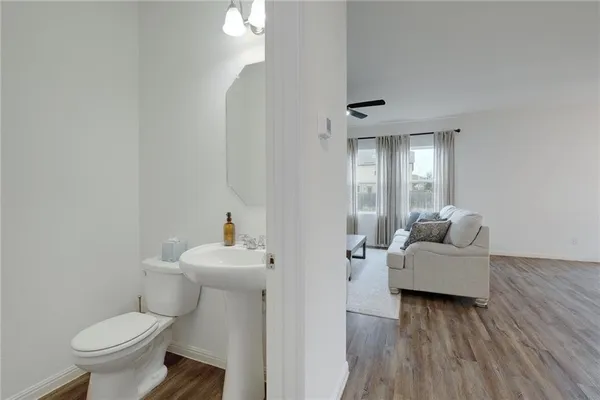 $1,800 | 910 Bunton Reserve Boulevard, Kyle, TX 78640