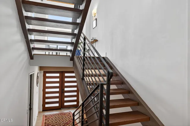 $2,275,000 | 1871 Terrace Drive, Ventura, CA 93001