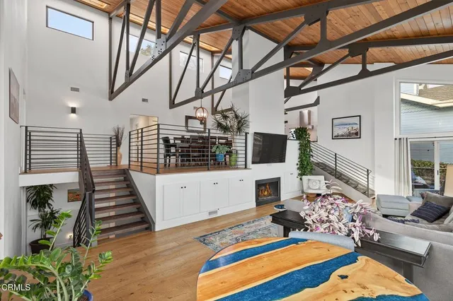 $2,275,000 | 1871 Terrace Drive, Ventura, CA 93001