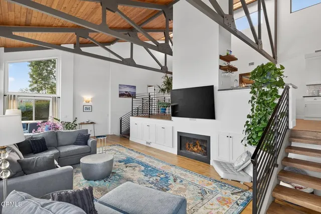 $2,275,000 | 1871 Terrace Drive, Ventura, CA 93001