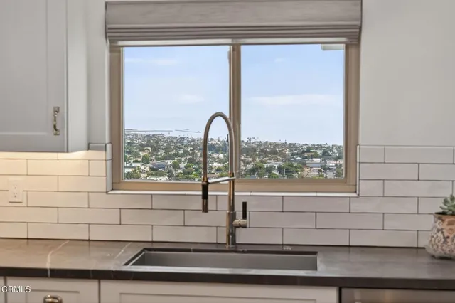 $2,275,000 | 1871 Terrace Drive, Ventura, CA 93001