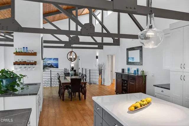 $2,275,000 | 1871 Terrace Drive, Ventura, CA 93001