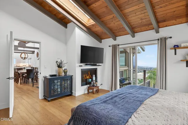 $2,275,000 | 1871 Terrace Drive, Ventura, CA 93001