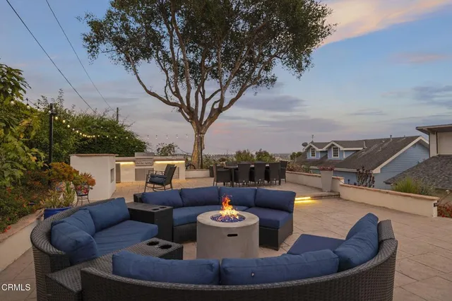 $2,275,000 | 1871 Terrace Drive, Ventura, CA 93001