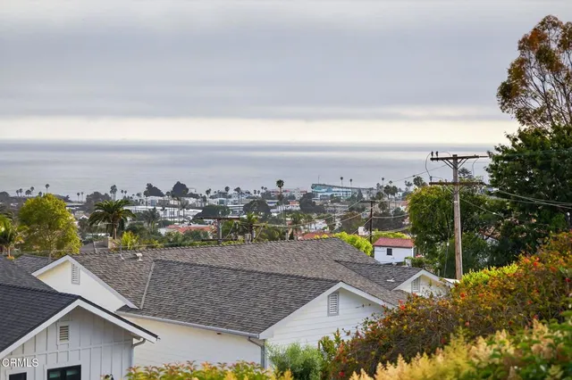 $2,275,000 | 1871 Terrace Drive, Ventura, CA 93001