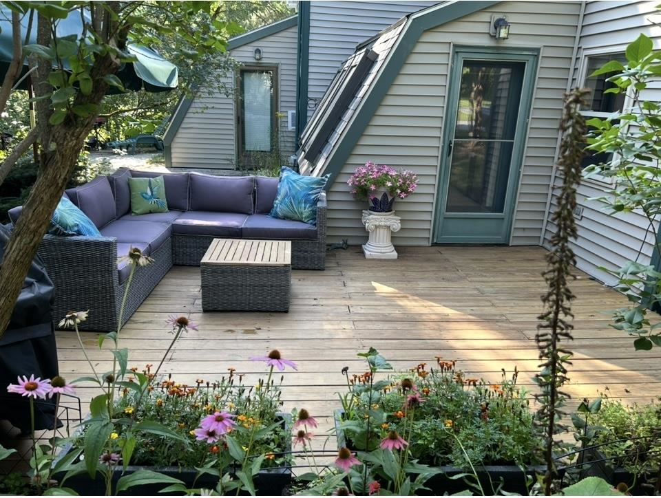 8 Hideaway Lane, Unit 8 Williston, VT 05495 - Photo 3 of 31