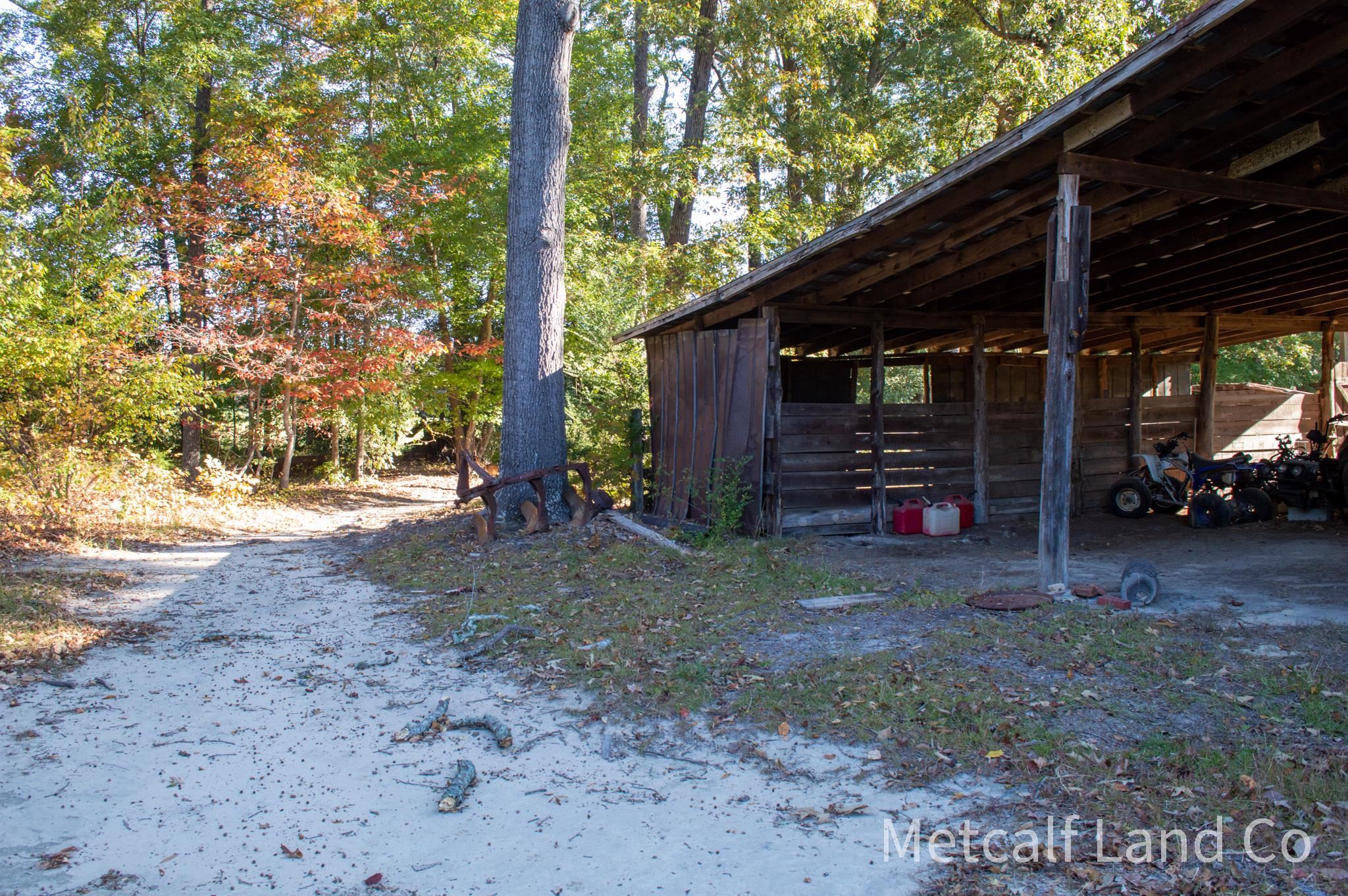 422 Drummond Road Woodruff, SC 29388 - Photo 27 of 36