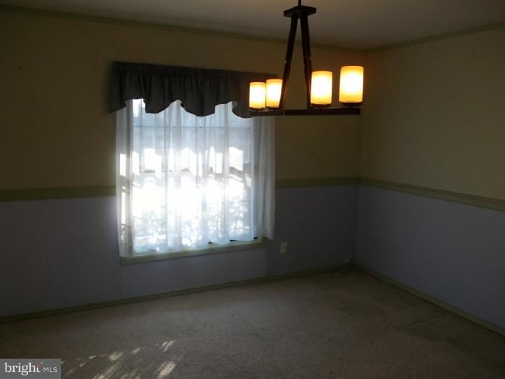 15 Tweed Road Levittown, PA 19056 - Photo 14 of 25