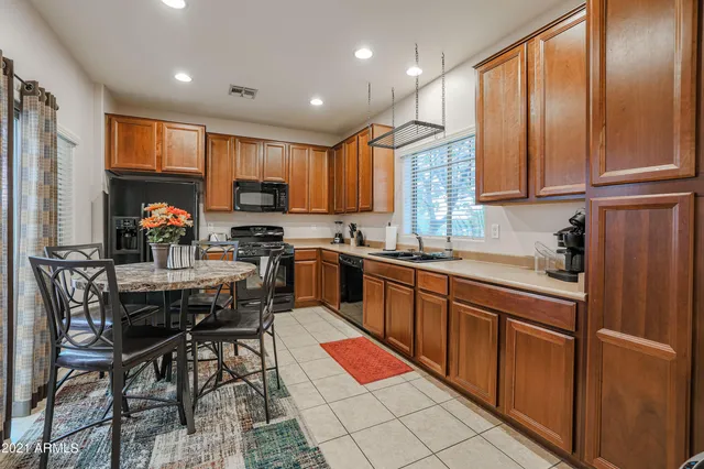 $3,000 | 21925 North 103rd Lane, Unit 433, Peoria, AZ 85383