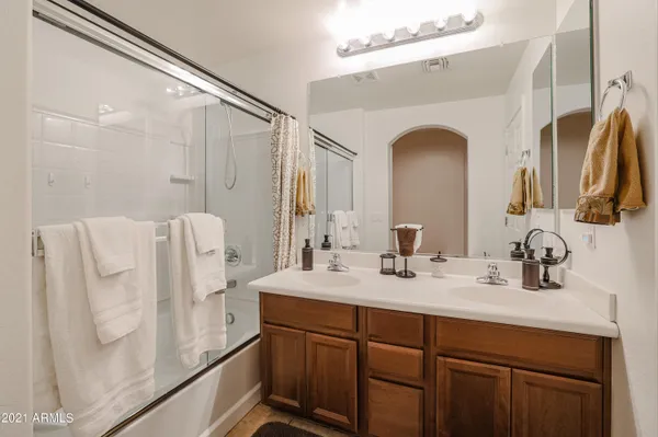 $3,000 | 21925 North 103rd Lane, Unit 433, Peoria, AZ 85383