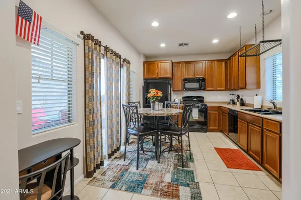 $3,000 | 21925 North 103rd Lane, Unit 433, Peoria, AZ 85383