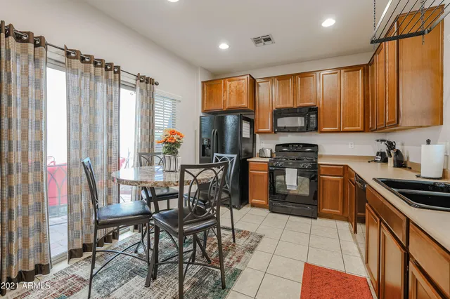 $3,000 | 21925 North 103rd Lane, Unit 433, Peoria, AZ 85383