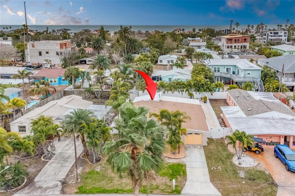 16108 Redington Drive Redington Beach, FL 33708 - Photo 4 of 13