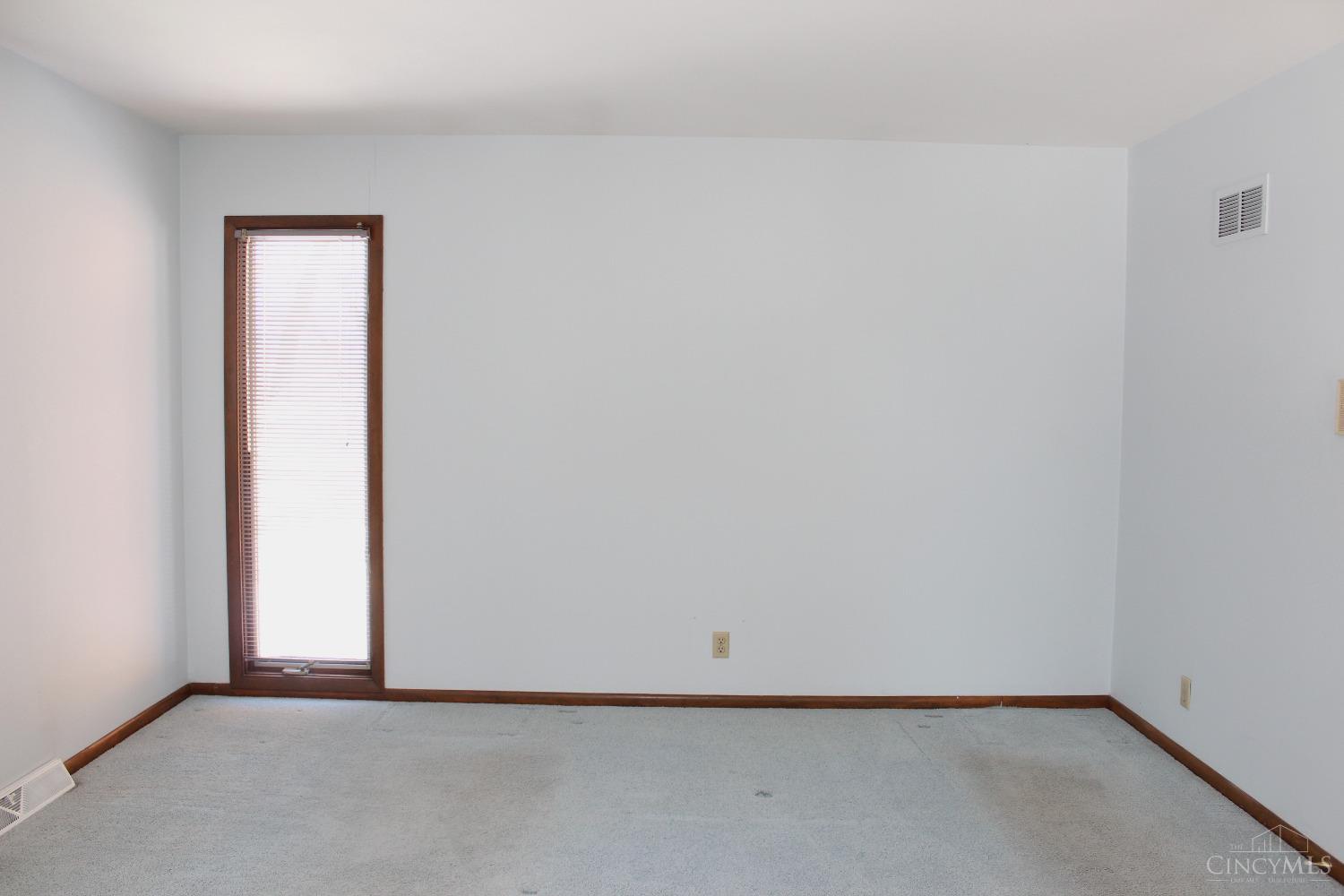 5870 Ropes Drive Cincinnati, OH 45244 - Photo 21 of 37 Gallery Image 21