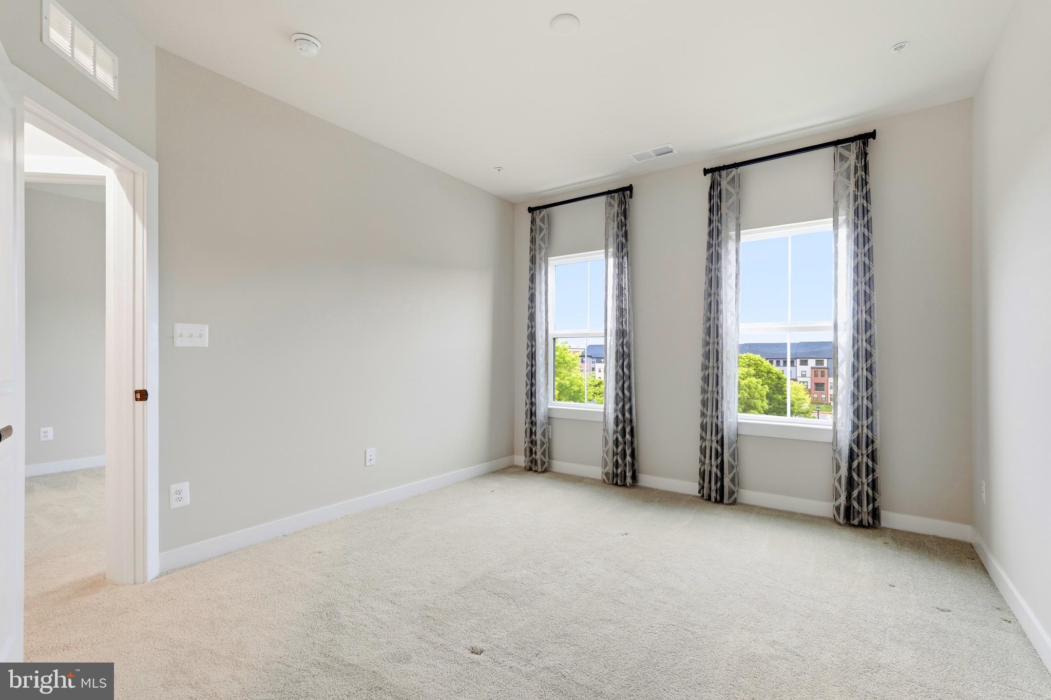 14538 George Carter Way, Unit 287 Chantilly, VA 20151 - Photo 49 of 87