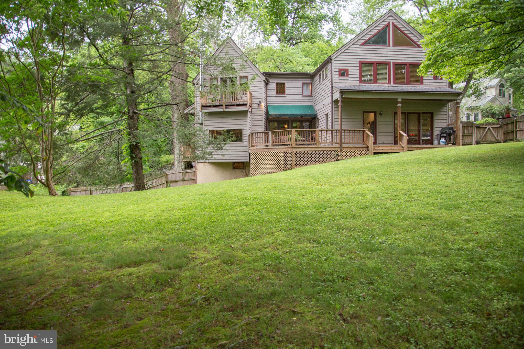 6523 Persimmon Tree Road Cabin John, MD 20818 - Photo 24 of 30 Exterior (Rear)