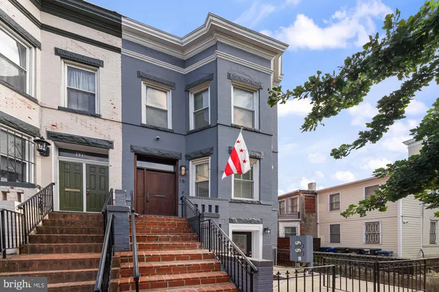 $699,000 | 15 Seaton Place Northeast, Unit 2, Washington, DC 20002