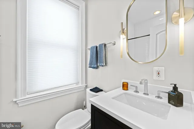 $699,000 | 15 Seaton Place Northeast, Unit 2, Washington, DC 20002