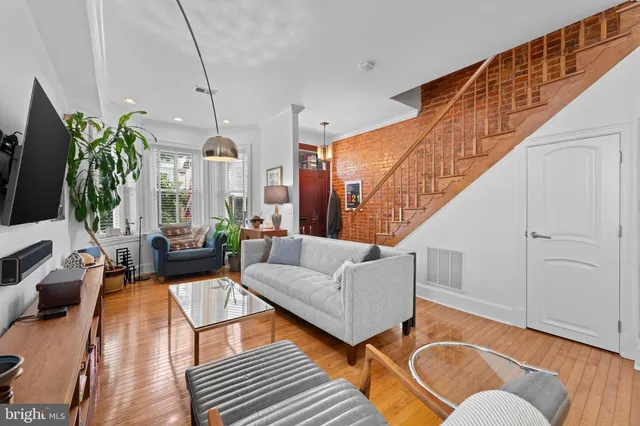 $699,000 | 15 Seaton Place Northeast, Unit 2, Washington, DC 20002