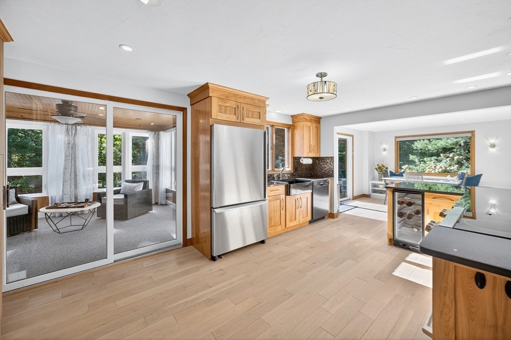 121 Streeter Hill Road Falmouth, MA 02556 - Photo 16 of 40