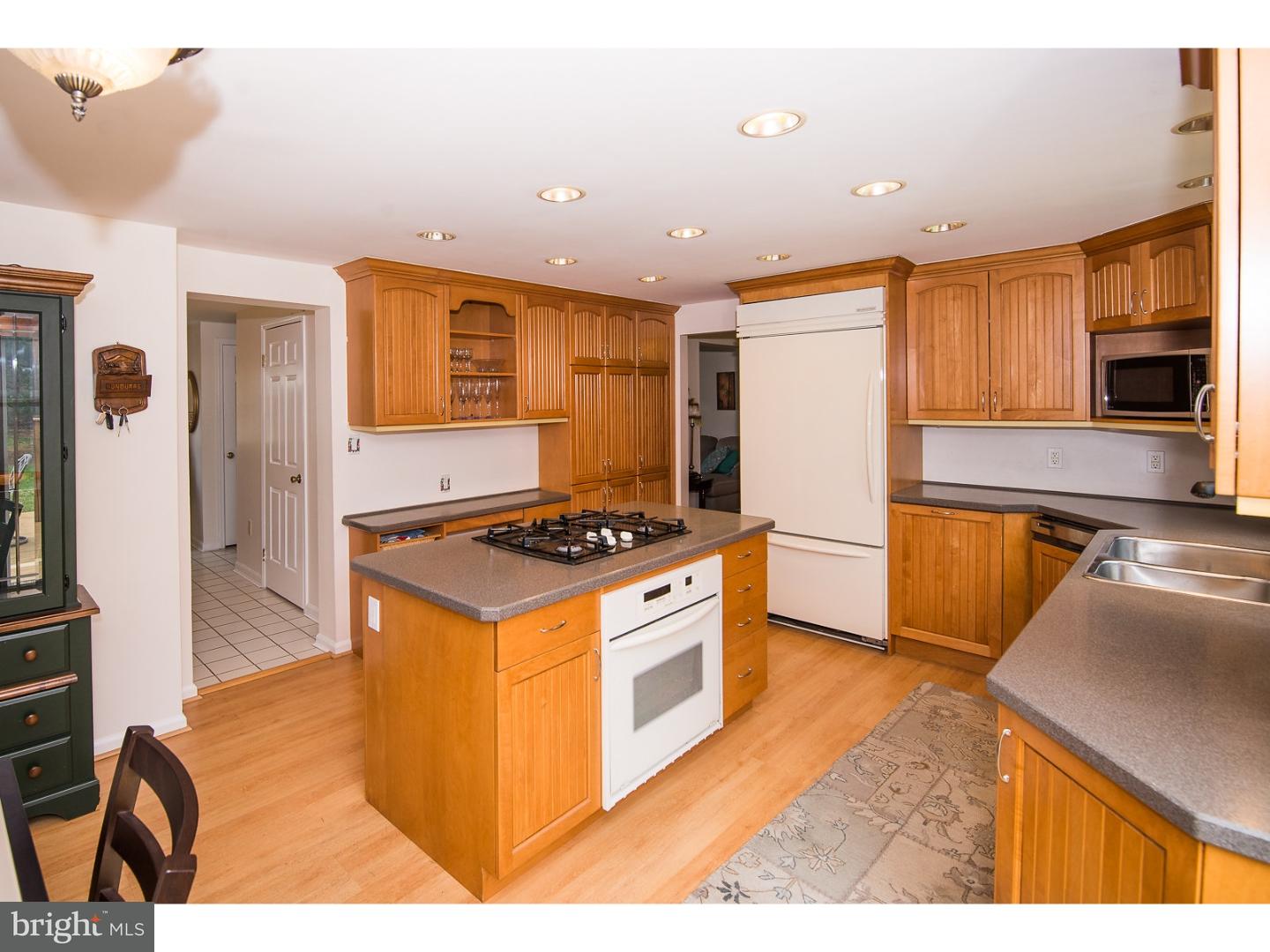813 East Sage Road West Chester, PA 19382 - Photo 4 of 17 Gallery Image 4